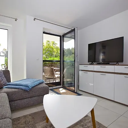 Апартаменты Ostseetraum 04 - Aquamarin Neuhaus (Mecklenburg-Vorpommern)